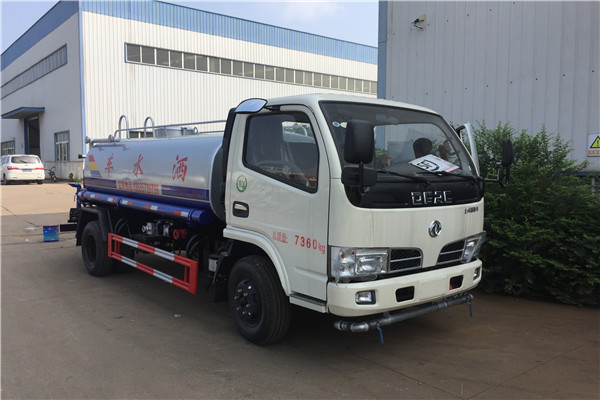 CSC5070GSS5型洒水车