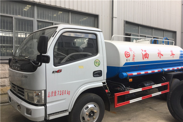 CSC5070GSS5型洒水车